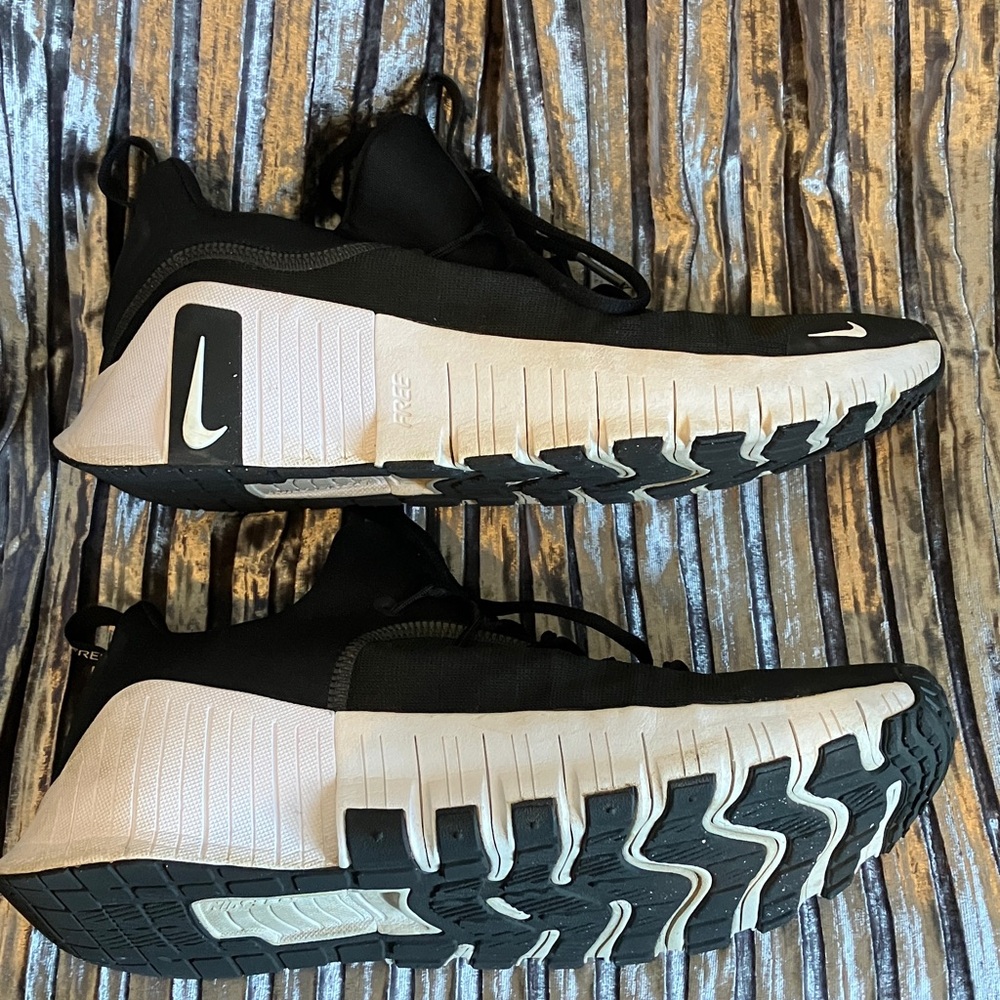 Nike Free Metcon 6 - Men’s 12 - Picture 4 of 16